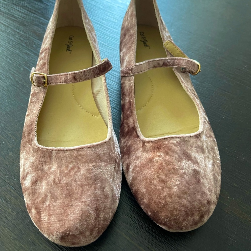Cat & Jack | Shoes | Cat Jack Big Girls Noelle
Mary Jane Flats - size 5